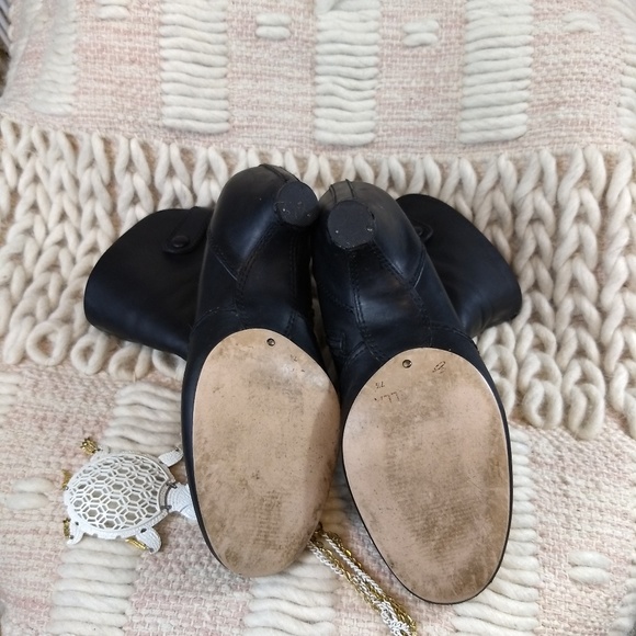Ciao Bella Coty Ballet Low Heeled Ankle Booties worn couple hours with costume - Picture 4 of 7
